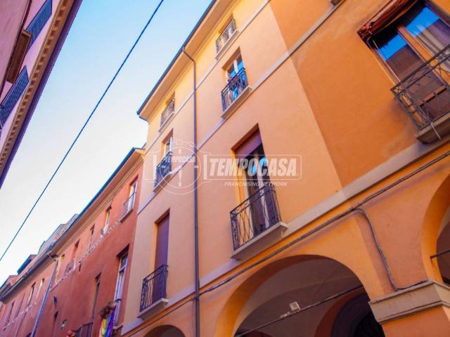 Appartamento in vendita a Porto-Saragozza, Bologna