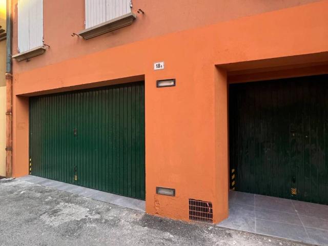 Appartamento in vendita a Porto-Saragozza, Bologna