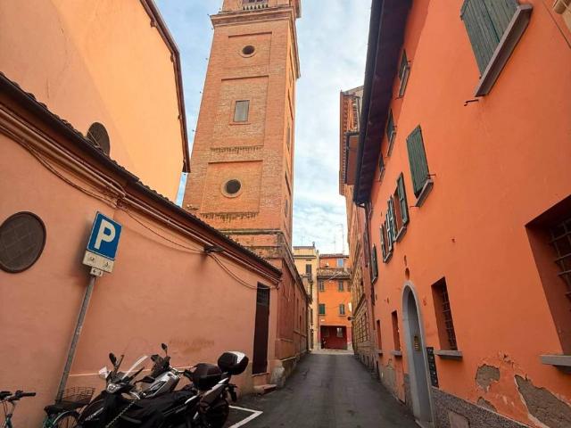 Appartamento in vendita a Porto-Saragozza, Bologna