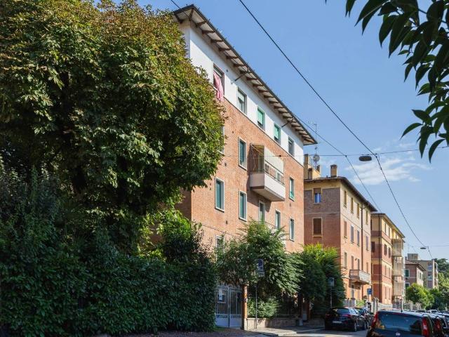 Appartamento in vendita a Porto-Saragozza, Bologna
