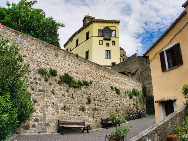 Appartamento in vendita a Bolsena, Lazio