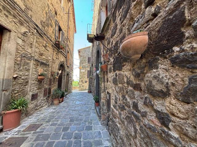 Appartamento in vendita a Bolsena, Lazio