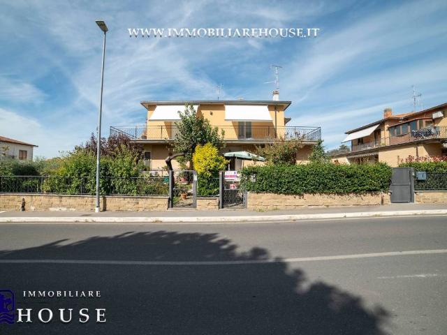 Appartamento in vendita a Bolsena, Viterbo