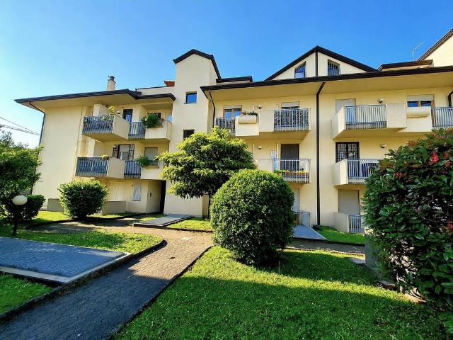 Appartamento in vendita a Boltiere, Bergamo