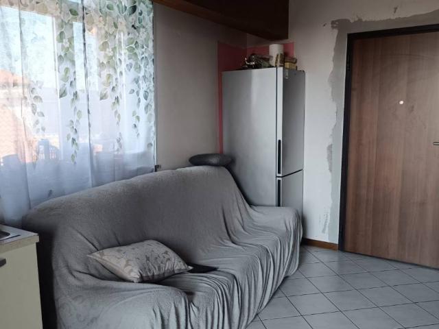 Appartamento in vendita a Boltiere, Lombardia