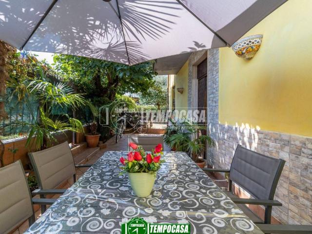 Villa Indipendente in vendita a Boltiere, Bergamo