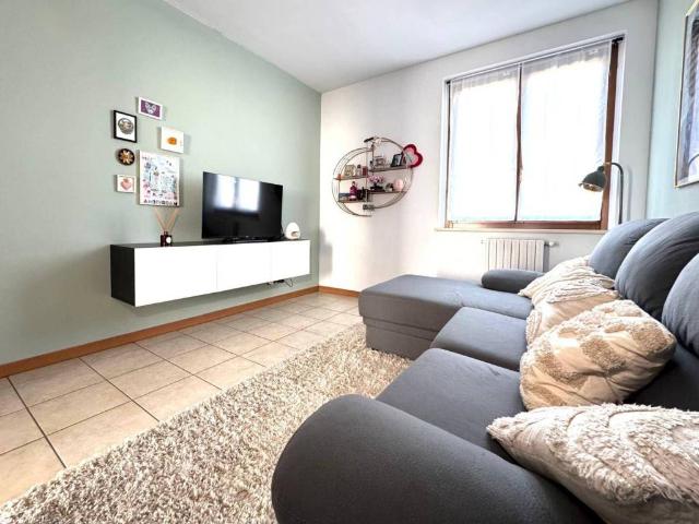 Appartamento in vendita a Osio Sotto, Lombardia