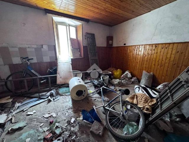 Appartamento in vendita a Boltiere, Lombardia