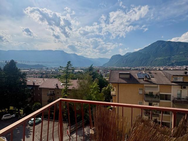 Appartamento in vendita a Oltrisarco-Aslago - Oberau-Haslach, Bolzano - Bozen