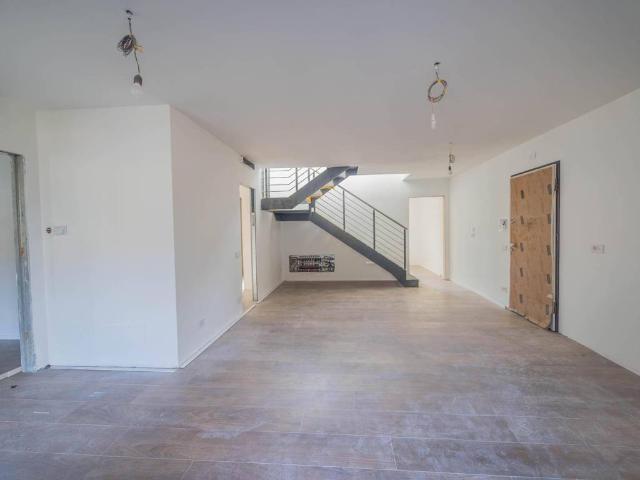 Appartamento in vendita a Oltrisarco-Aslago - Oberau-Haslach, Bolzano - Bozen