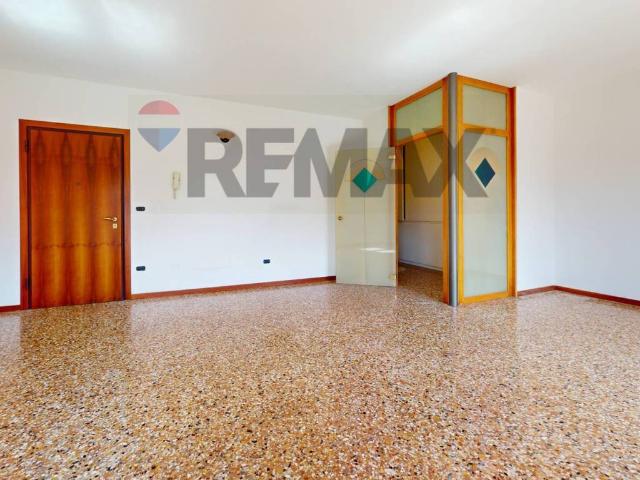 Appartamento in vendita a Bolzano Vicentino, Veneto