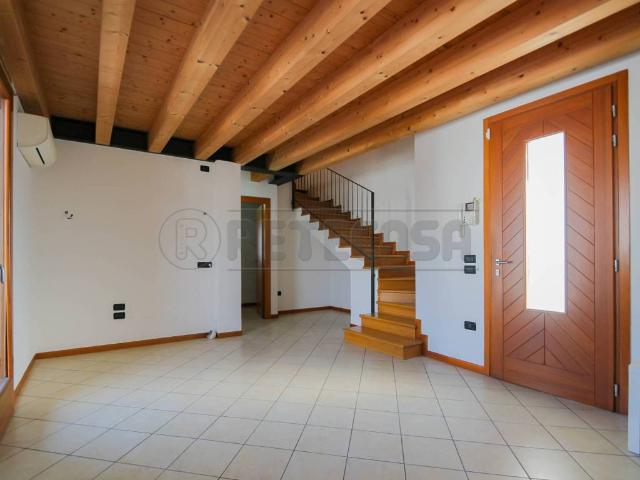 Appartamento in vendita a Bolzano Vicentino, Veneto