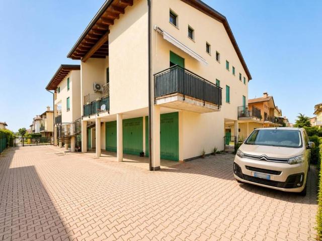 Appartamento in vendita a Bolzano Vicentino, Veneto