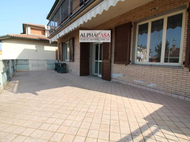 Appartamento in vendita a Bonate Sopra, Lombardia