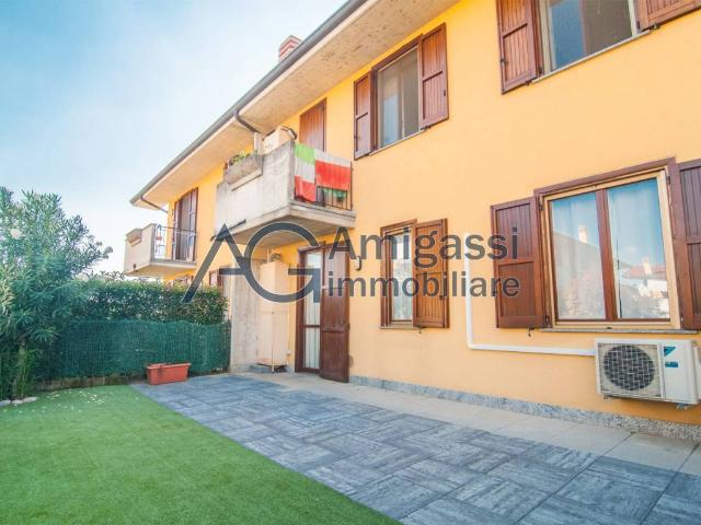Appartamento in vendita a Bonate Sopra, Lombardia