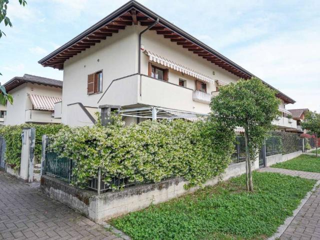Appartamento in vendita a Bonate Sopra, Lombardia