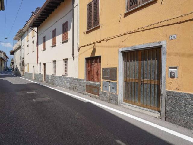Appartamento in vendita a Bonate Sopra, Lombardia