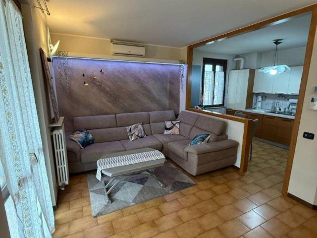 Appartamento in vendita a Bonate Sopra, Lombardia