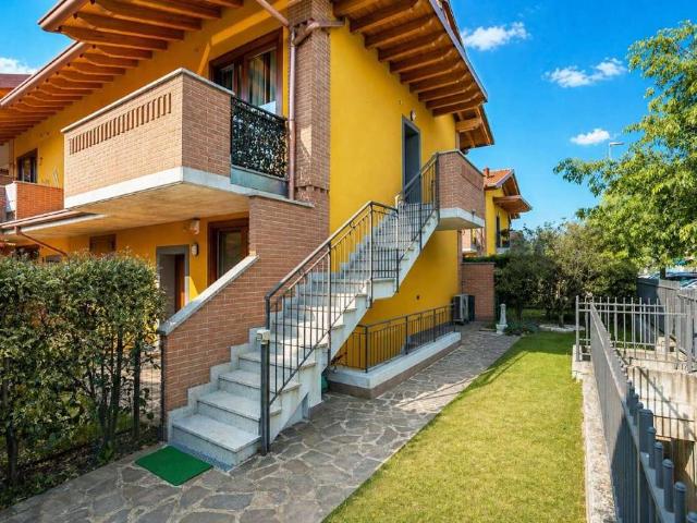 Appartamento in vendita a Bonate Sopra, Lombardia