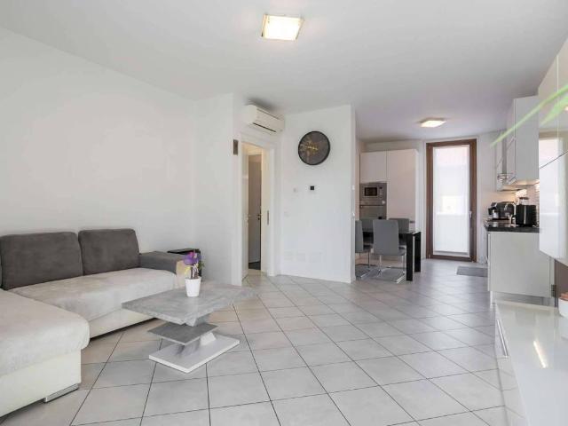 Appartamento in vendita a Bonate Sopra, Lombardia