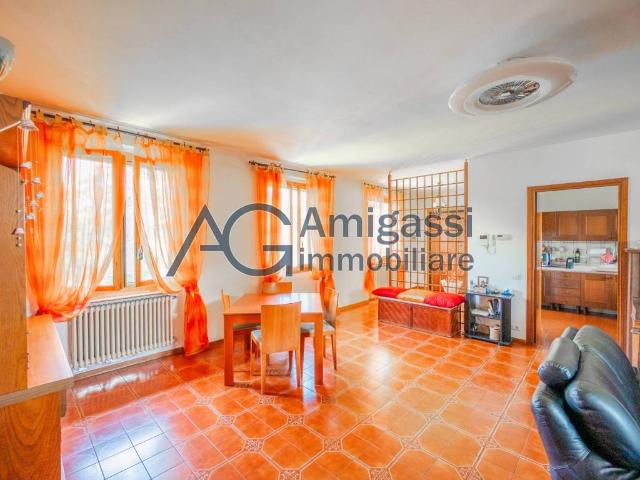 Appartamento in vendita a Bonate Sopra, Lombardia