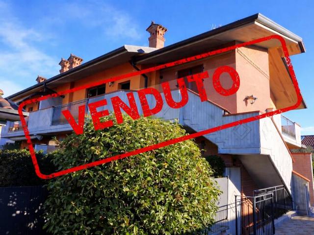 Appartamento in vendita a Bonate Sopra, Lombardia