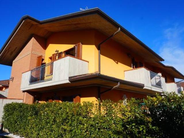 Appartamento in vendita a Bonate Sopra, Lombardia