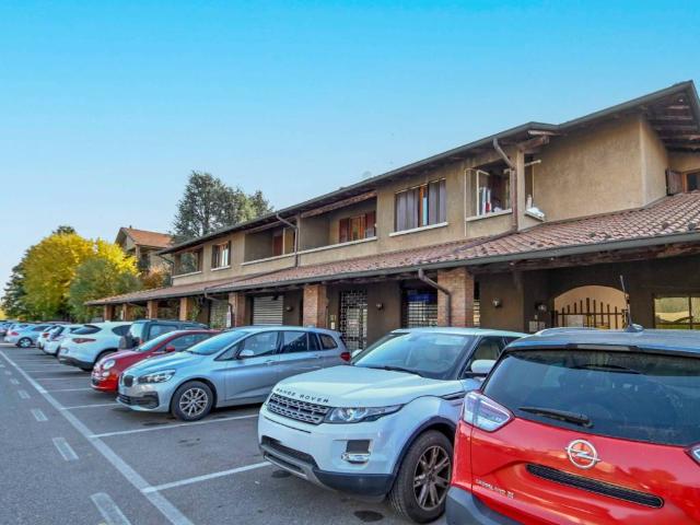 Appartamento in vendita a Bonate Sopra, Lombardia