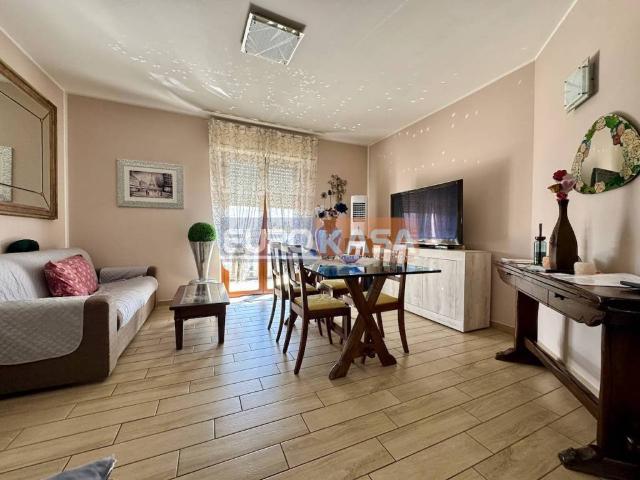 Appartamento in vendita a Bonate Sotto, Lombardia