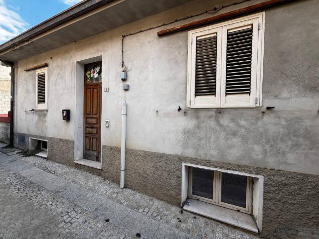 Appartamento in vendita a Bono, Sardigna/Sardegna
