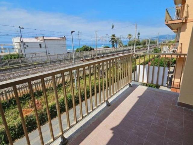 Appartamento in vendita a Bordighera, Liguria