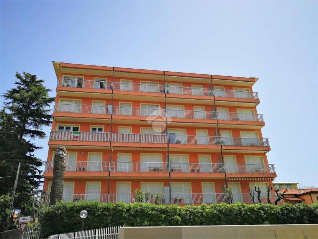 Appartamento in vendita a Bordighera, Liguria