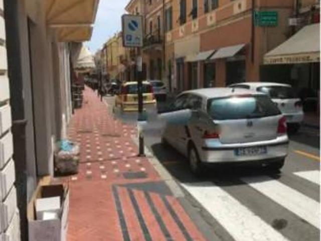 Appartamento in vendita a Bordighera, Liguria