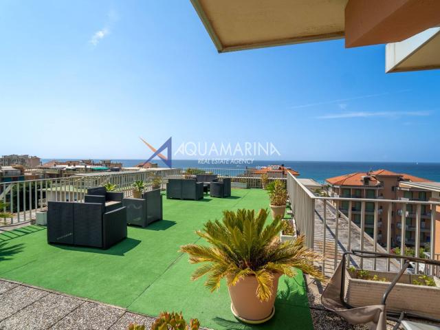 Appartamento in vendita a Bordighera, Liguria