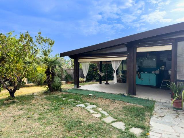 Appartamento in vendita a Bordighera, Liguria