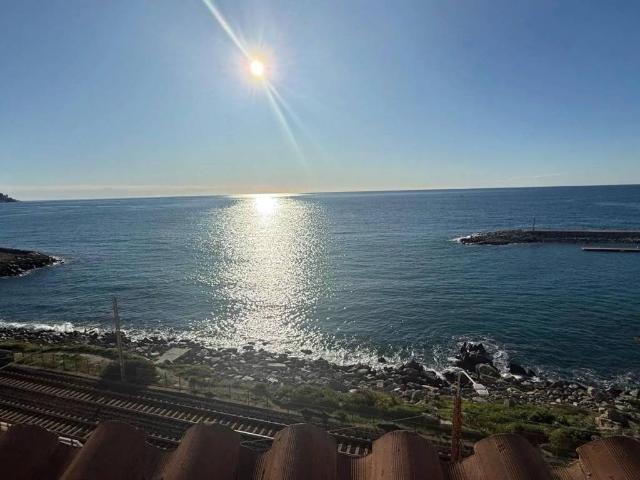 Appartamento in vendita a Arziglia, Bordighera