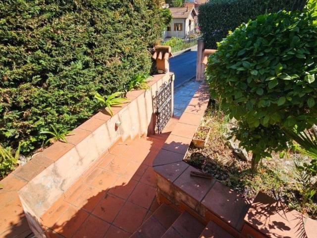 Appartamento in vendita a Bordighera, Liguria