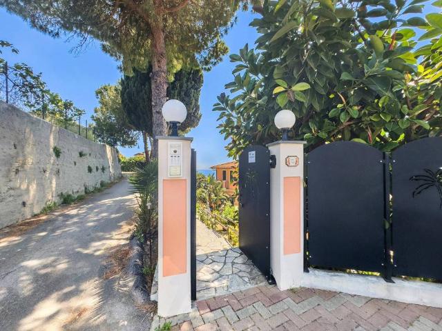Appartamento in vendita a Arziglia, Bordighera