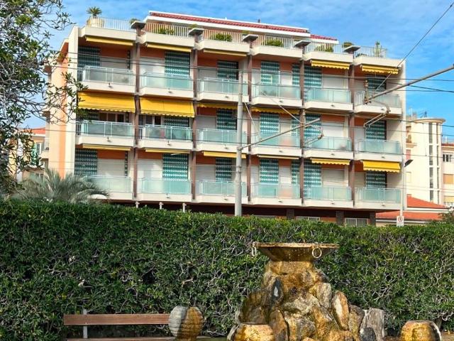 Appartamento in vendita a Bordighera, Liguria