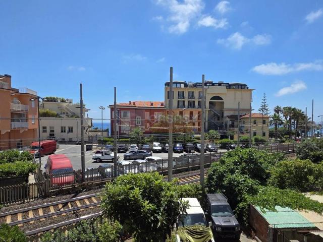 Appartamento in vendita a Bordighera, Liguria