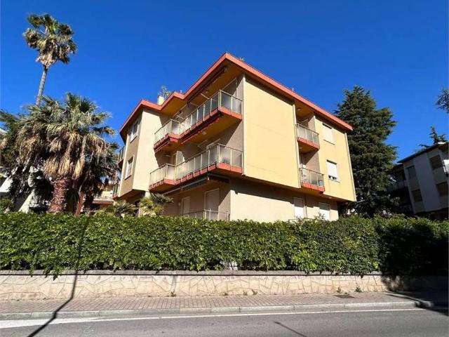 Appartamento in vendita a Bordighera, Liguria