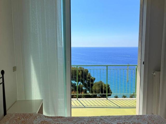 Appartamento in vendita a Bordighera, Liguria