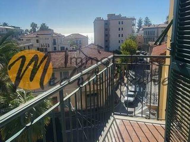 Appartamento in vendita a Bordighera, Liguria
