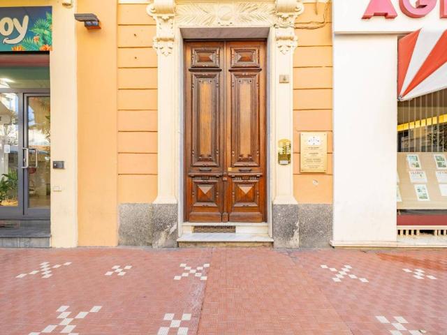 Appartamento in vendita a Bordighera, Liguria