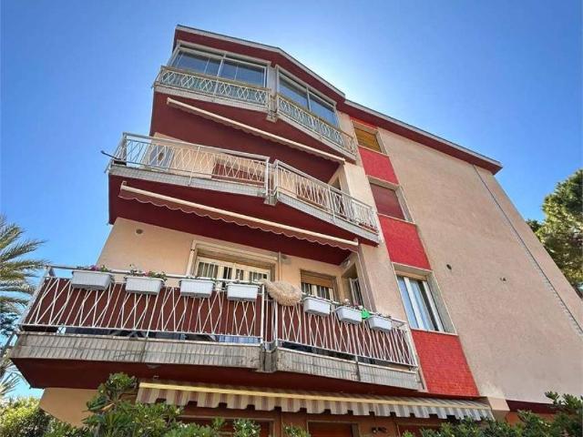 Appartamento in vendita a Bordighera, Liguria