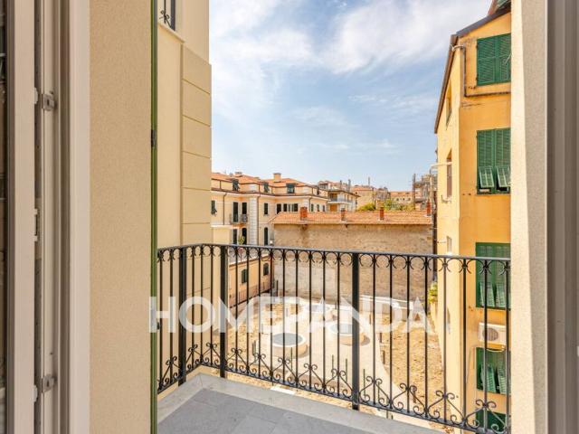 Appartamento in vendita a Bordighera, Liguria