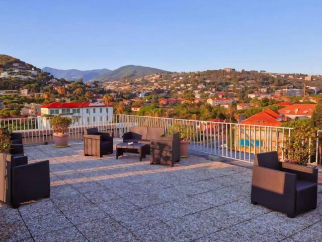 Appartamento in vendita a Bordighera, Liguria