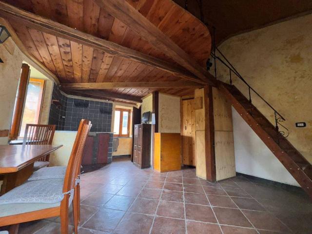 Appartamento in vendita a Borghetto Di Vara, Liguria