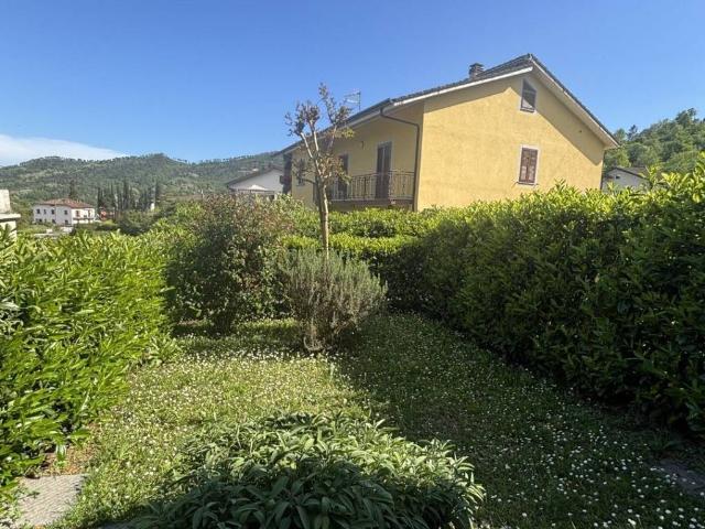 Appartamento in vendita a Borghetto Di Vara, Liguria