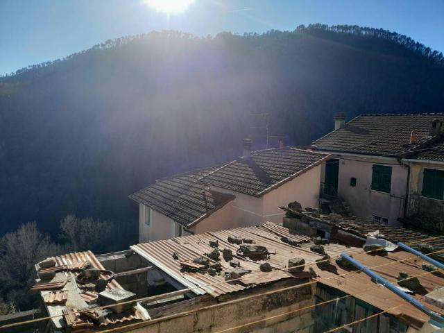 Appartamento in vendita a Borghetto Di Vara, Liguria